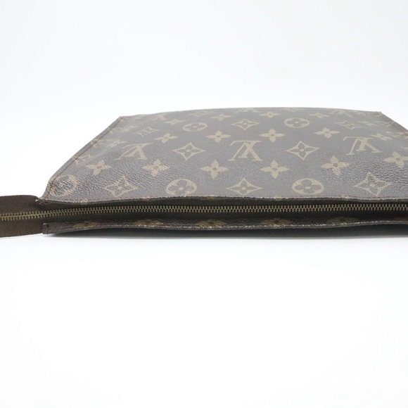 ⚜️💯Authentic LOuis Vuitton Toiletry 26⚜️ - Picture 6 of 10